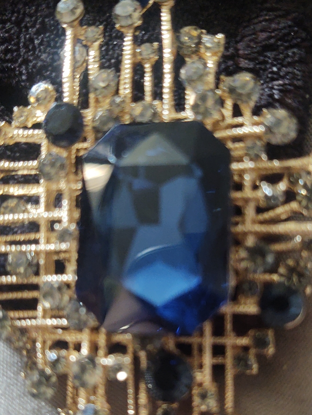 Abstract Geometric Blue Rhinestone Brooch - Picture 2 of 4